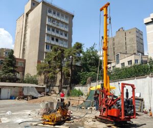 مطالعات ژئوتکنیک با بهره گیری از تجهیزات حفاری-شرکت ژئوسازه