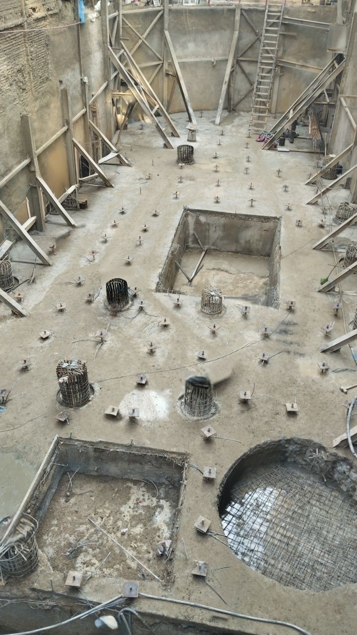 اجرای میکروپایل (ریزشمع) و شمع بتنی جهت افزایش ظرفیت باربری در پروژه قیطریه-شرکت ژئوسازه